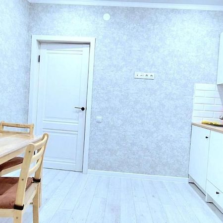 Аэропорт 10 Минут Жк Будапешт163 Apartment Astana Luaran gambar